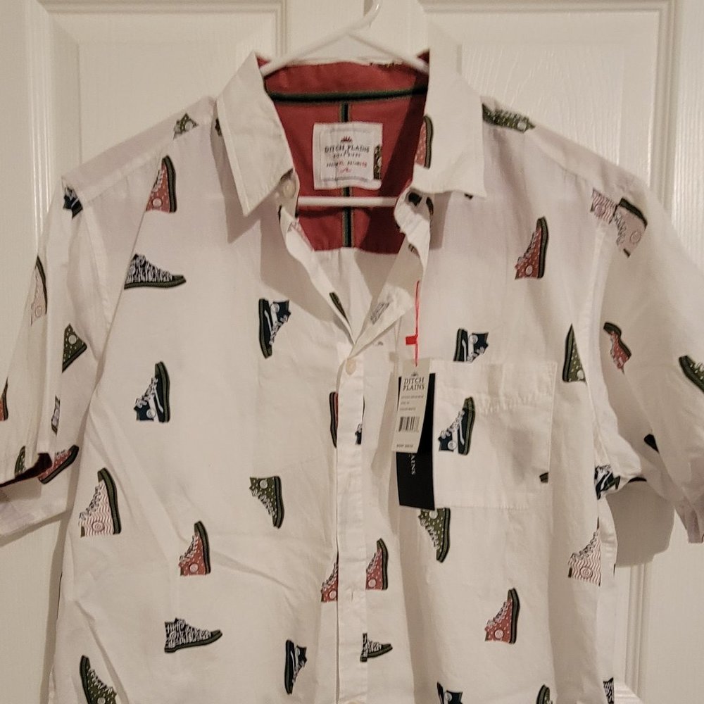 Ditch Plains sneaker button down